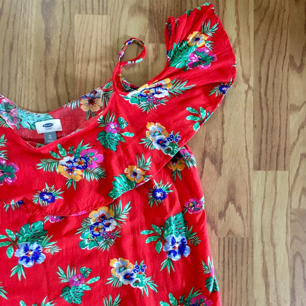 red, floral top